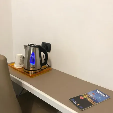 Base Plebiscito Couette-café Naples