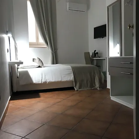 Panzió Base Plebiscito Nápoly