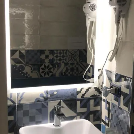 Base Plebiscito Panzió 4*