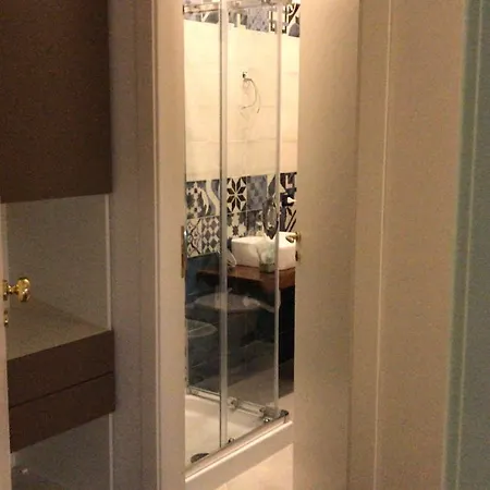 Base Plebiscito Bed & Breakfast 4*